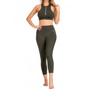 NEW BELOVED women's belle vous active set in olive